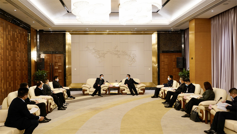 省尊龙凯时集团党委书记、董事长任丁率队赴南充调研