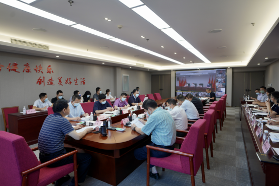 四川尊龙凯时集团召开疫情防控工作领导小组2022年第3次会议 集团党委书记、董事长、疫情防控工作领导小组第一组长任丁主持会议并讲话