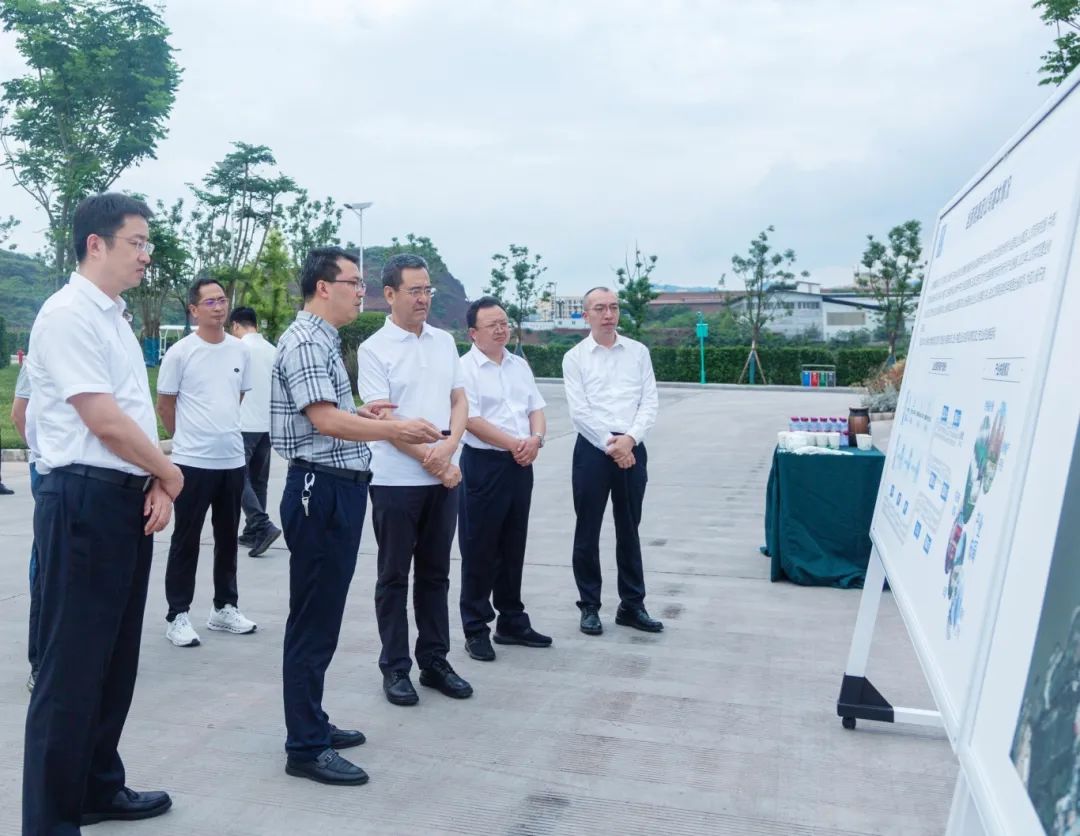 省国资委党委书记、主任冯文生赴宜宾调研国企改革深化提升行动工作并主持召开片区座谈会